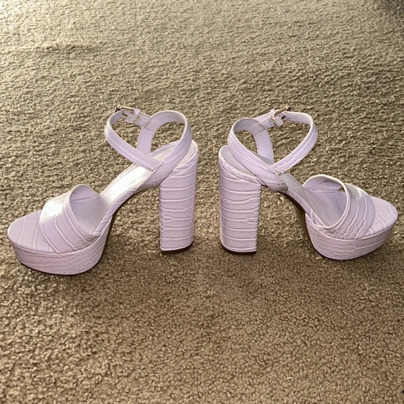 GUESS platform shoes 7.5 - Picture 3 of 7